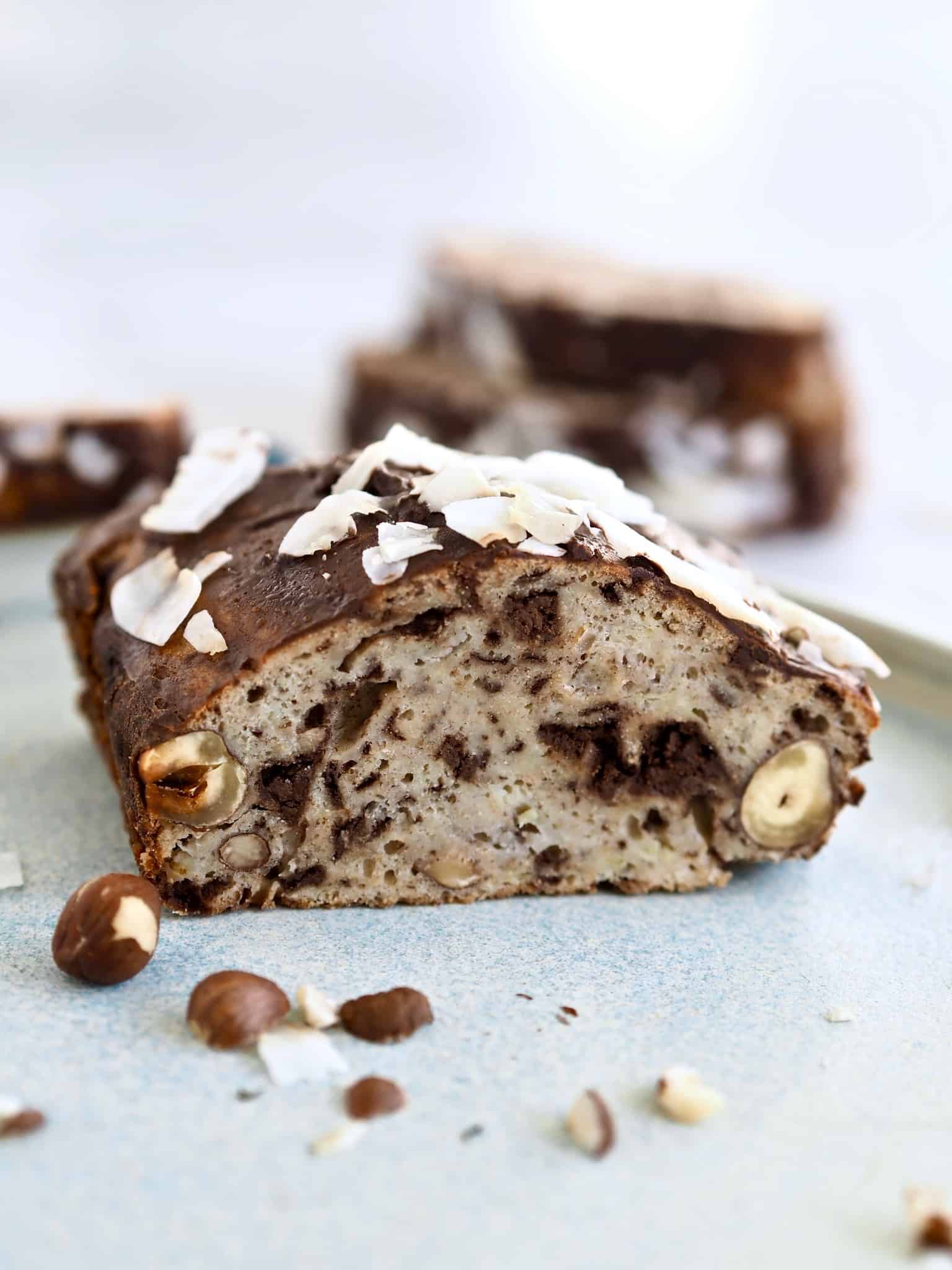 Sund banankage med chokolade og fuldkorns speltmel