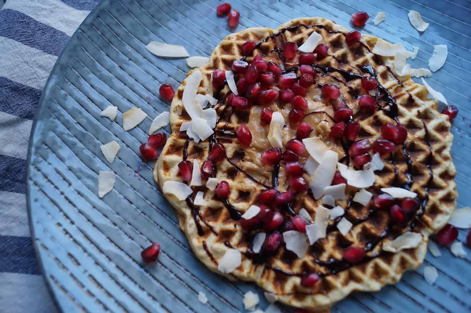 Kokosvafler med peanutbutter og chokolade