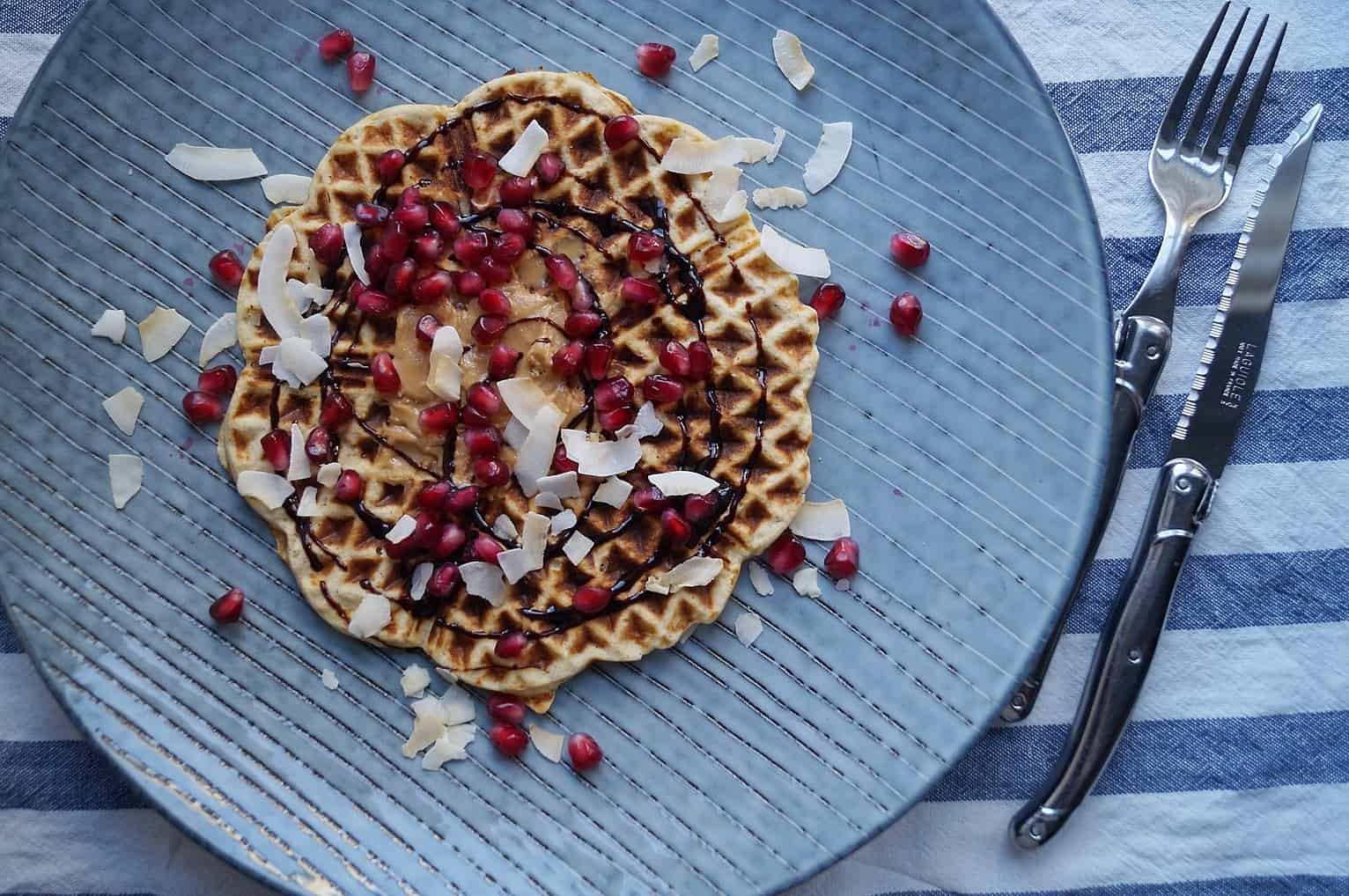 Kokosvafler med peanutbutter og chokolade