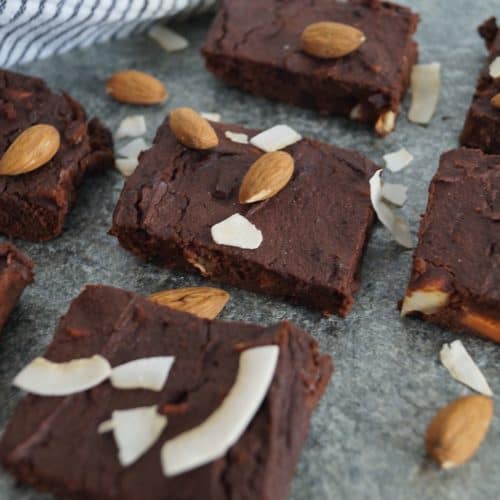 Sød kartoffel brownie med mandler