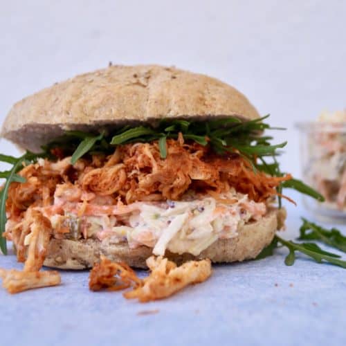 Forstad Udveksle på Pulled chicken burger med sund coleslaw: Nem opskrift