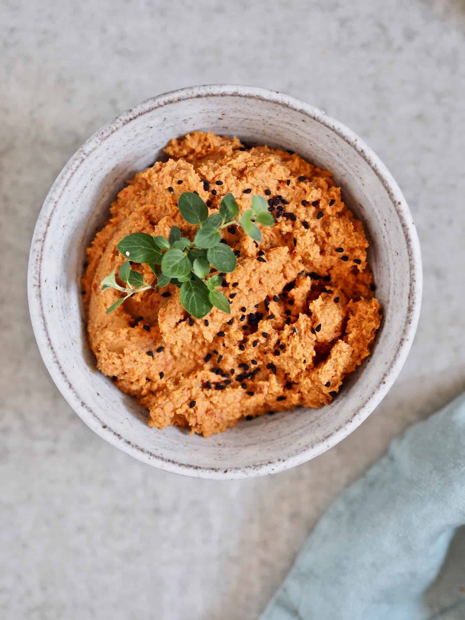 Hummus med soltørrede tomater
