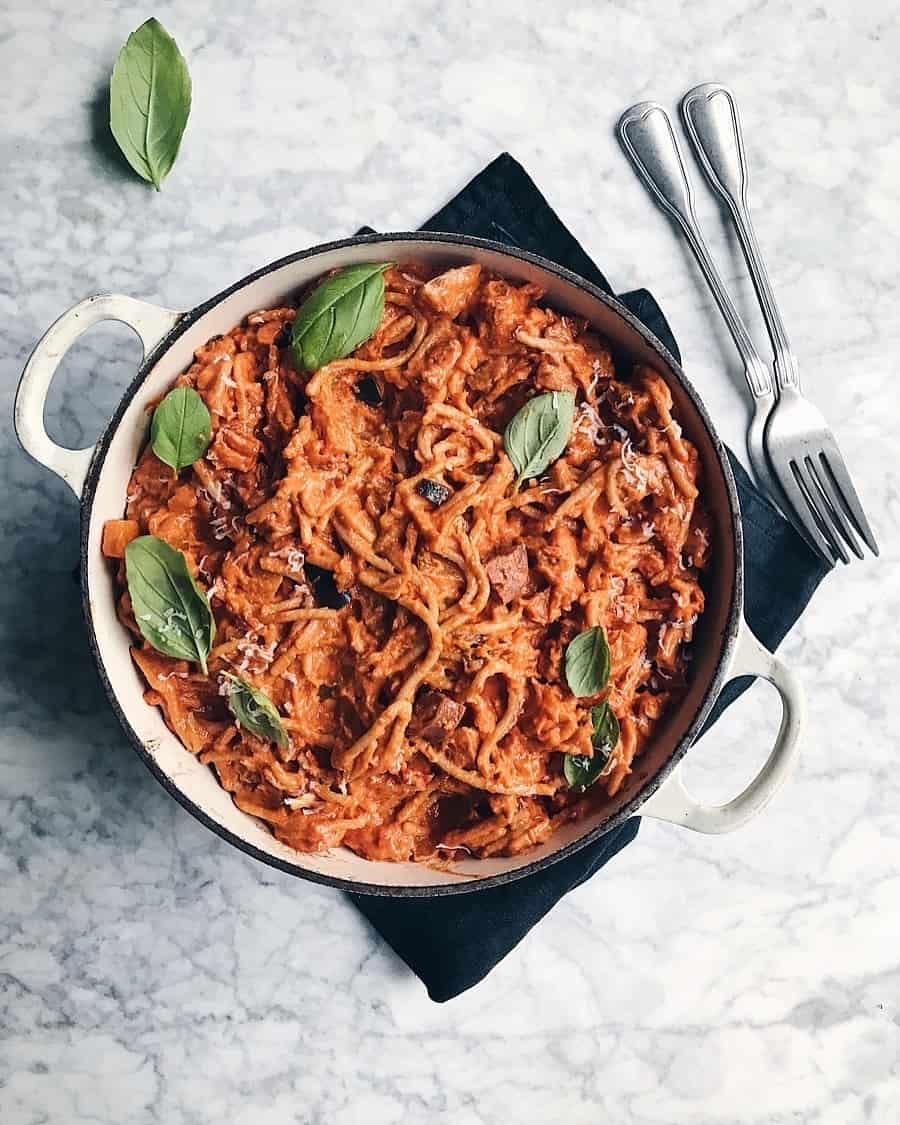 Spaghetti i mascarponesauce med chorizo