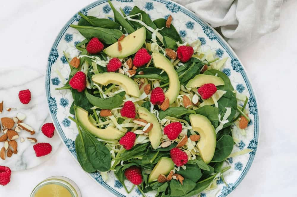 Salat med hindbær