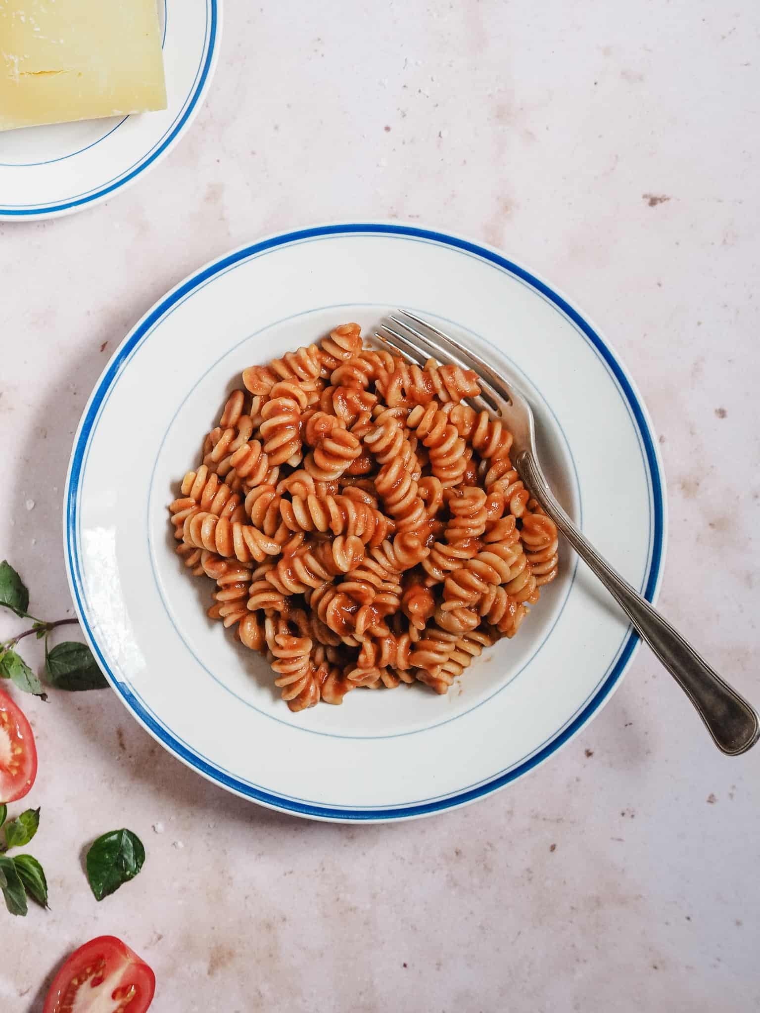 Pasta med tomatsauce