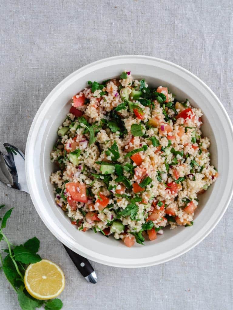 Økonomisk virkningsfuldhed Staple Tabouleh salat: Opskrift på nem og lækker bulgursalat