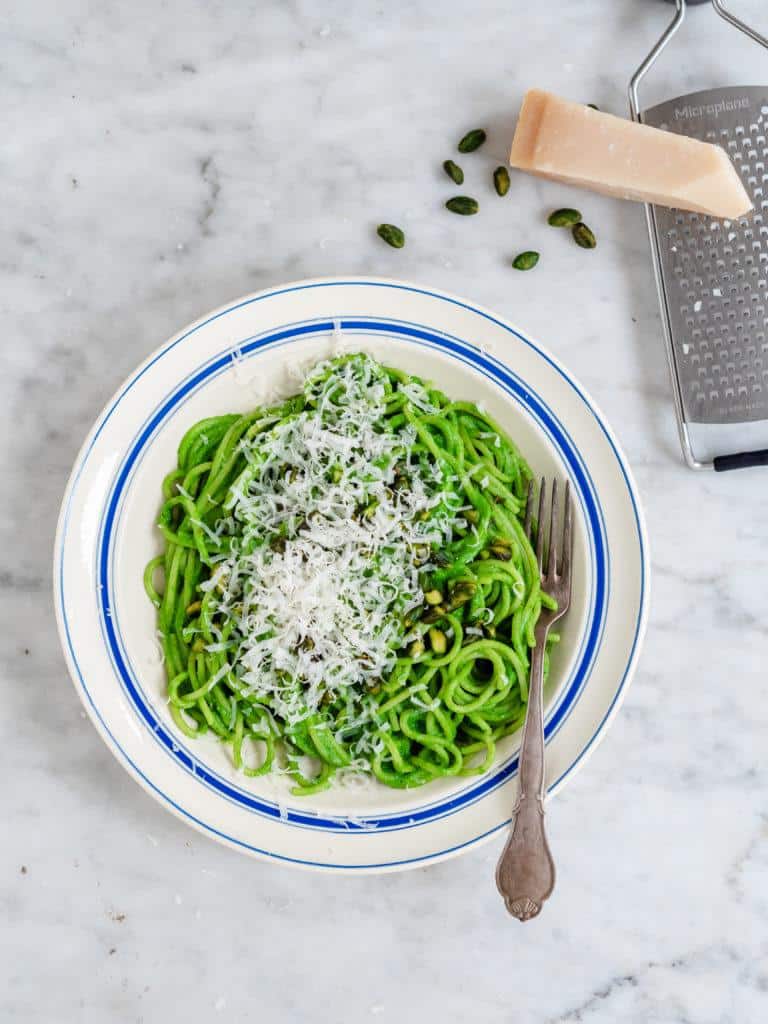 opskrift på nem pasta med broccolisauce