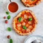 margharita med tomat og mozzarella