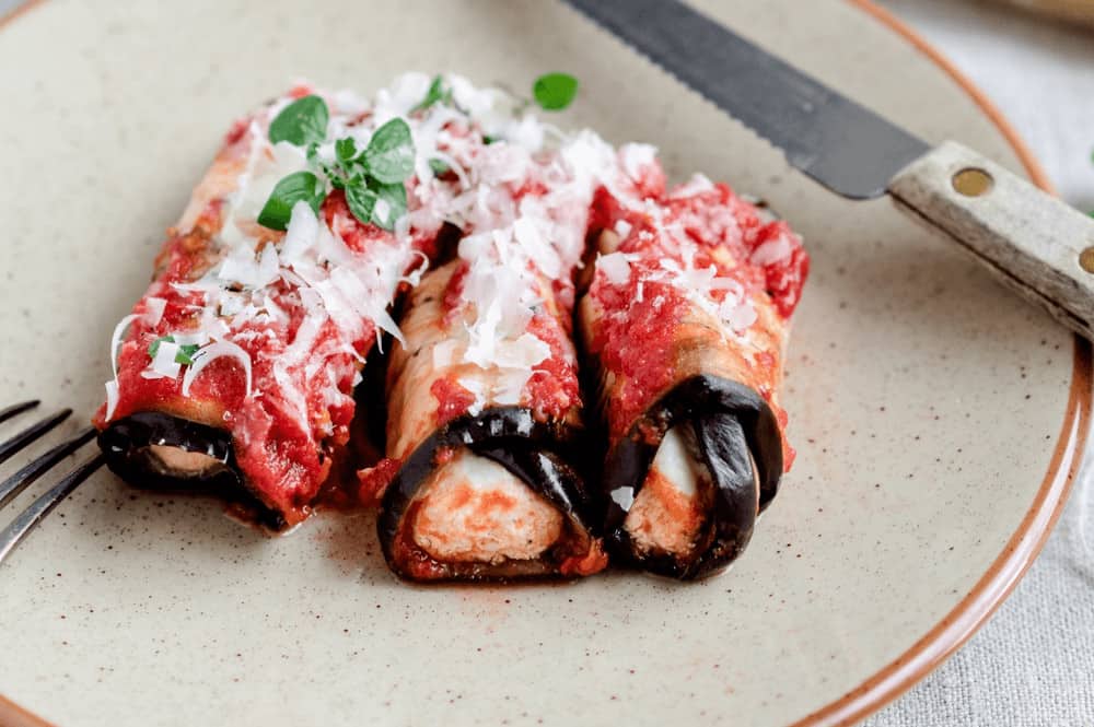Aubergineruller med ricotta