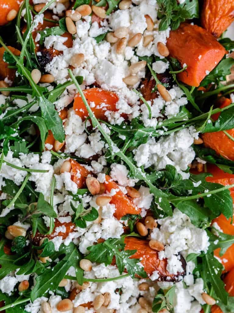 opskrift på salat med langtidsbagte gulerødder og feta