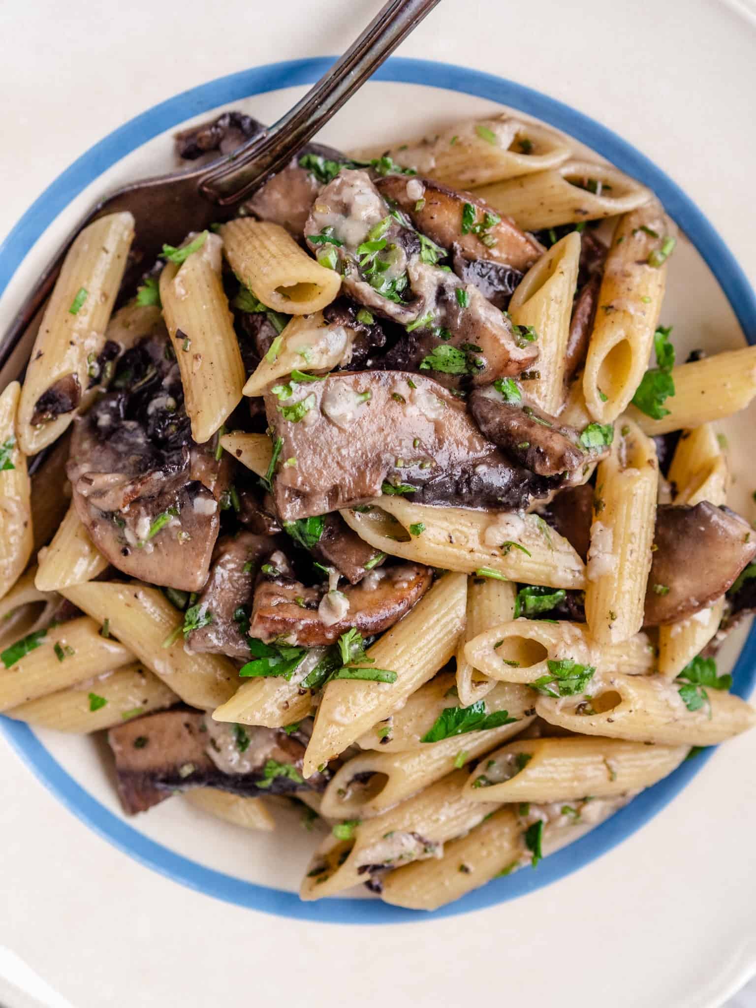 Pasta med portobellosvampe på 20 minutter nem opskrift!