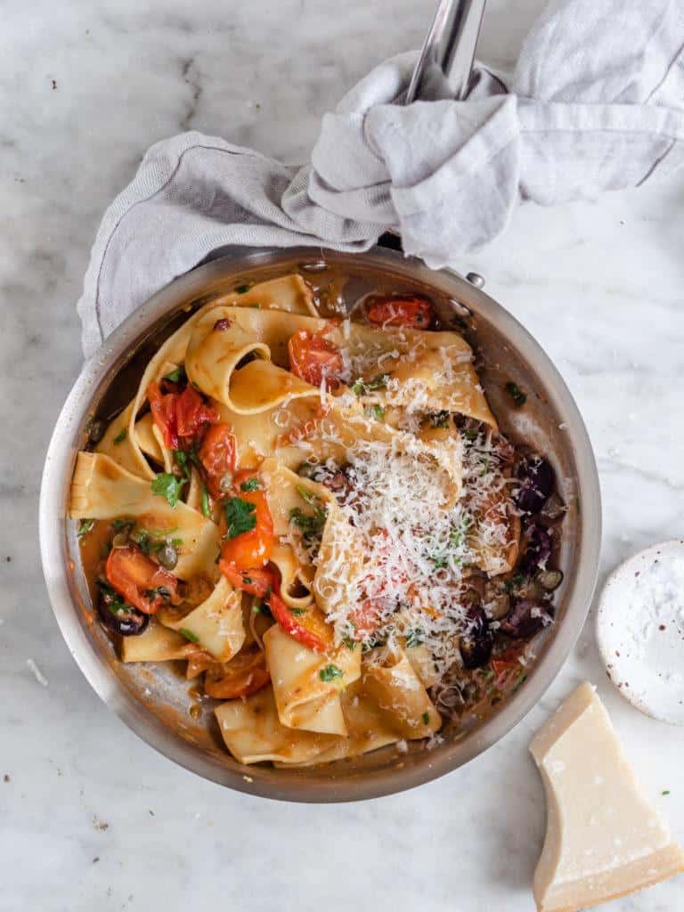 opskrift på pasta med tomater