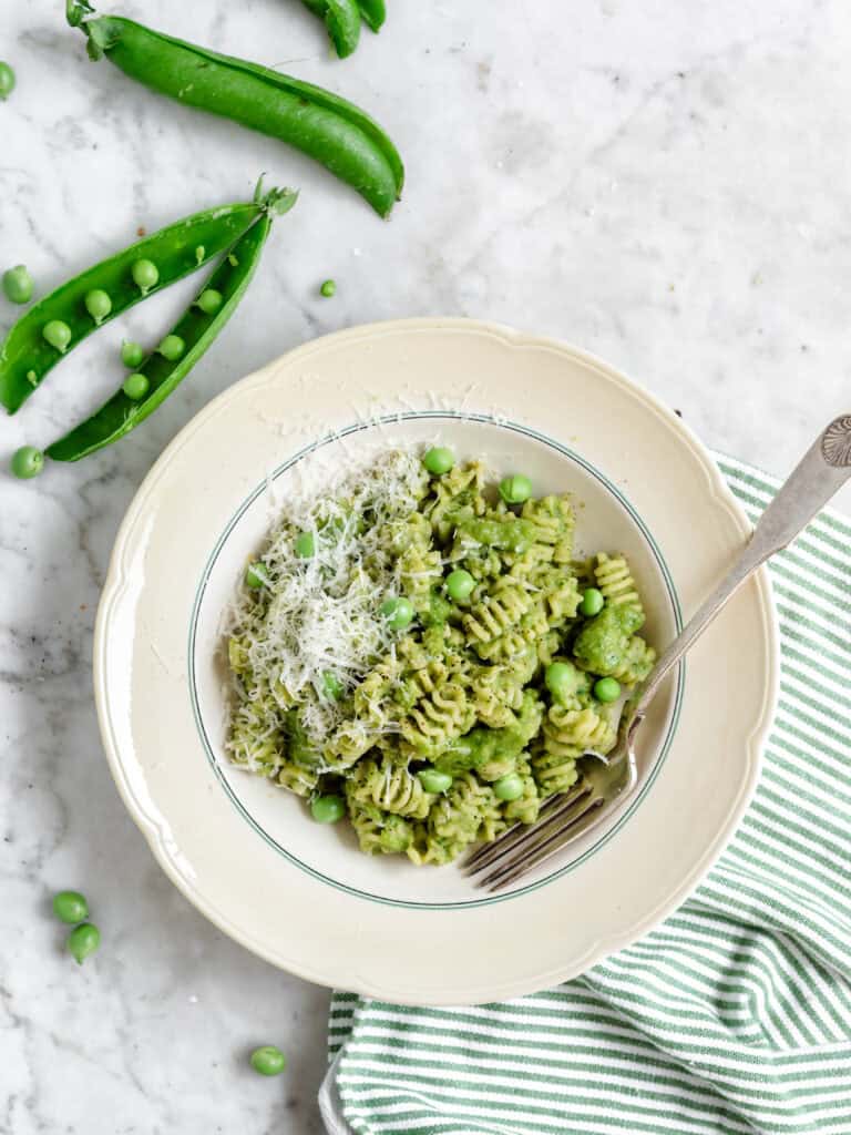 Pasta med ærtecreme