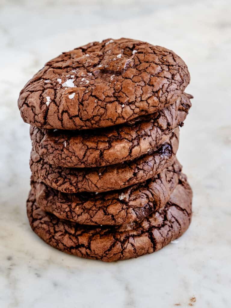 Brownie cookies med chokolade og flagesalt-5