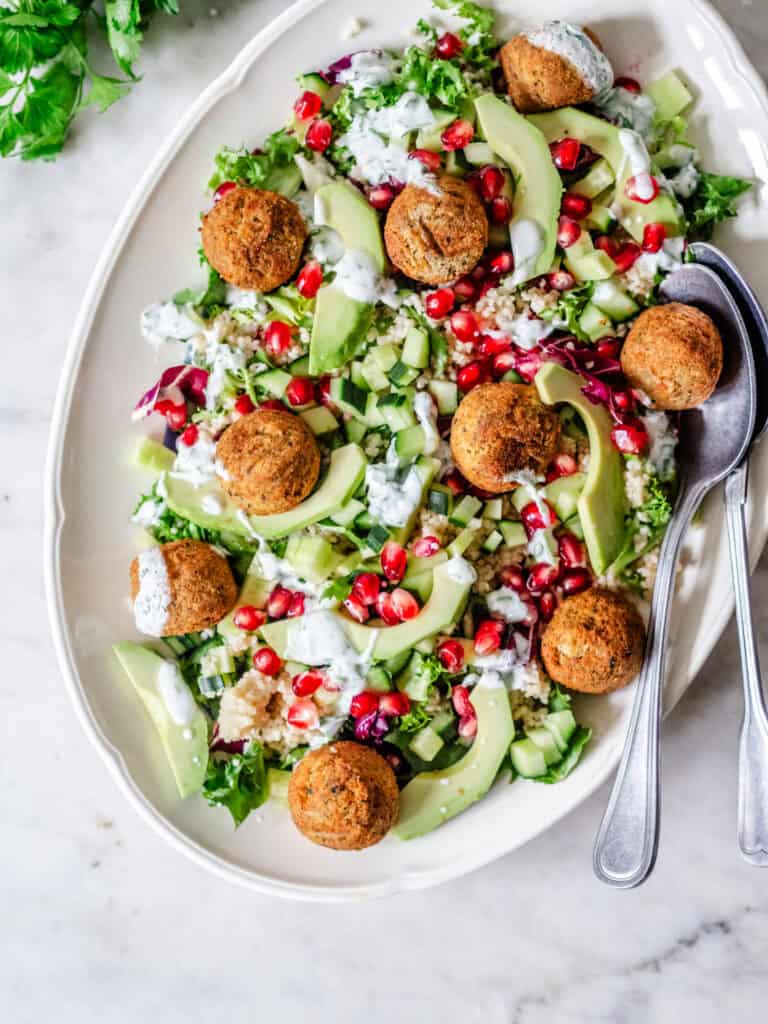 Salat med falafler