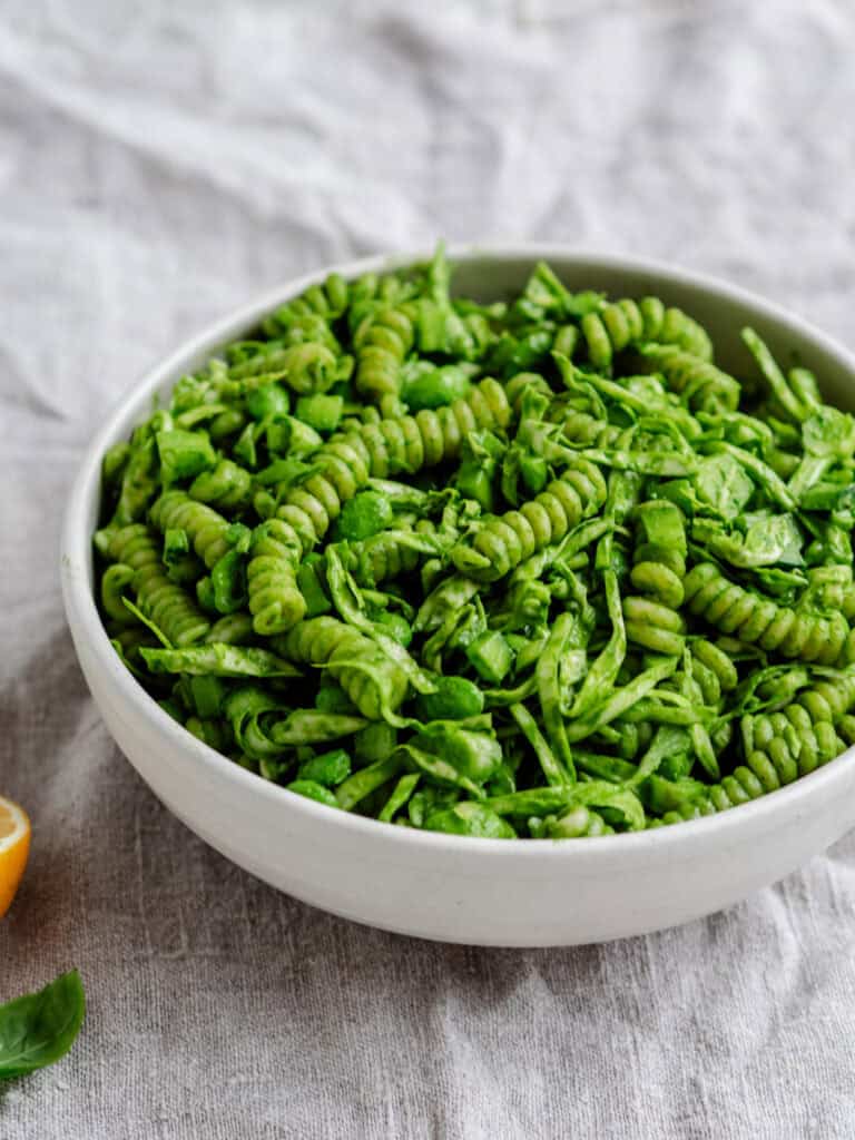 Green goddess pastasalat