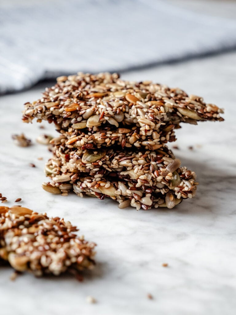 kerneknækbrød med vand og olie