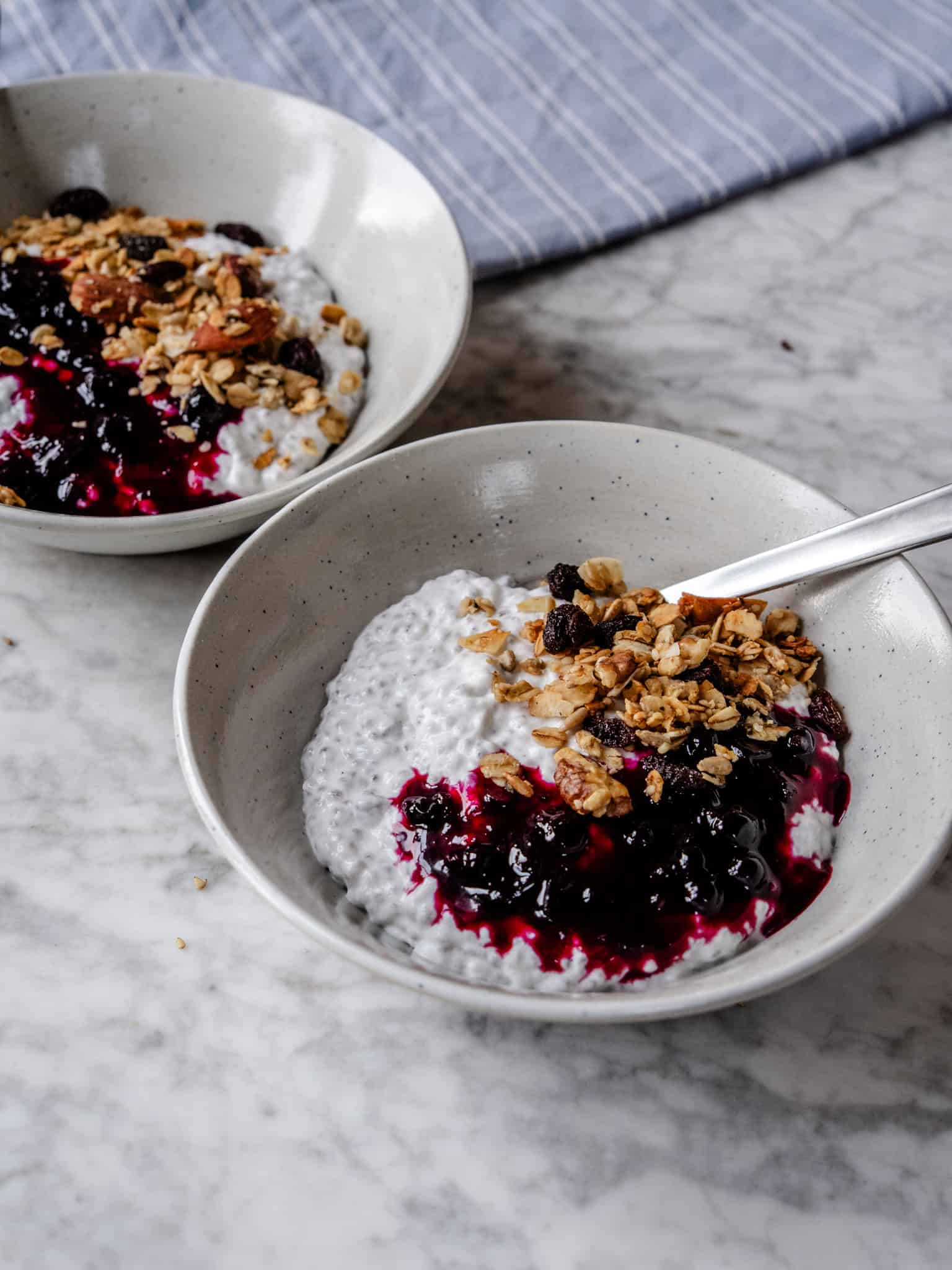 Chiagrød med hytteost