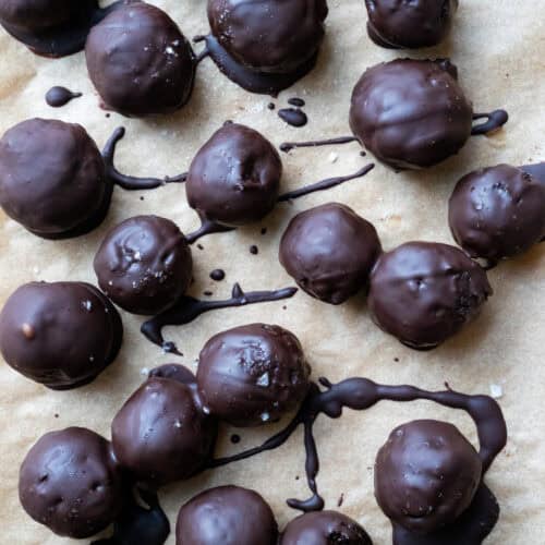 sunde brownie dadelkugler