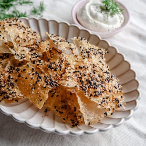 rispapir chips med sesam og salt