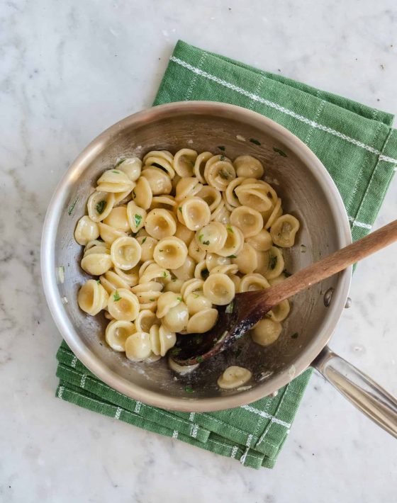 orecchiette pasta med hvidløg