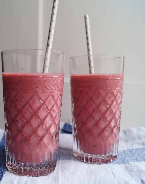 Hindbærsmoothie i glas