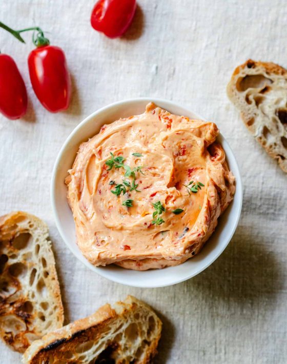 tomatsmør - lav din egen smør med tomatsmag